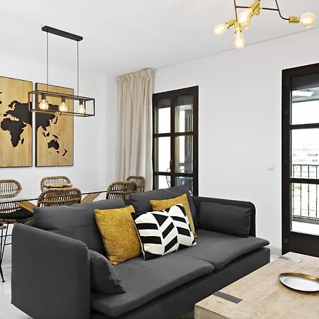 Two Bedroom In Puerto Banus With Terrace * Marbella
