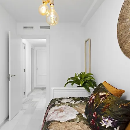 Two Bedroom In Puerto Banus With Terrace