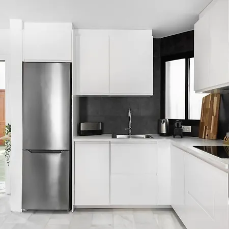 Two Bedroom In Puerto Banus With Terrace Apartment